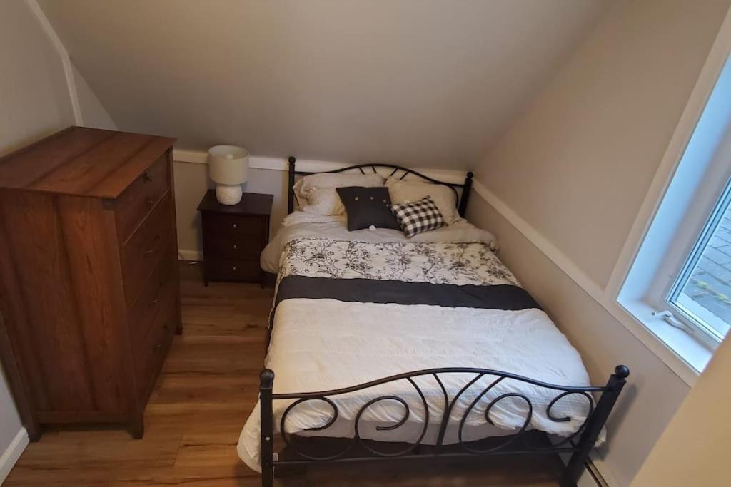 Luxury Dt Cottage - Free Parking - Self Check-In أنكوراج المظهر الخارجي الصورة